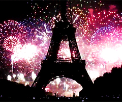 tour-eiffel-feux-roses