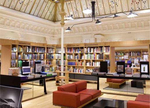 Dernier étage : librairie